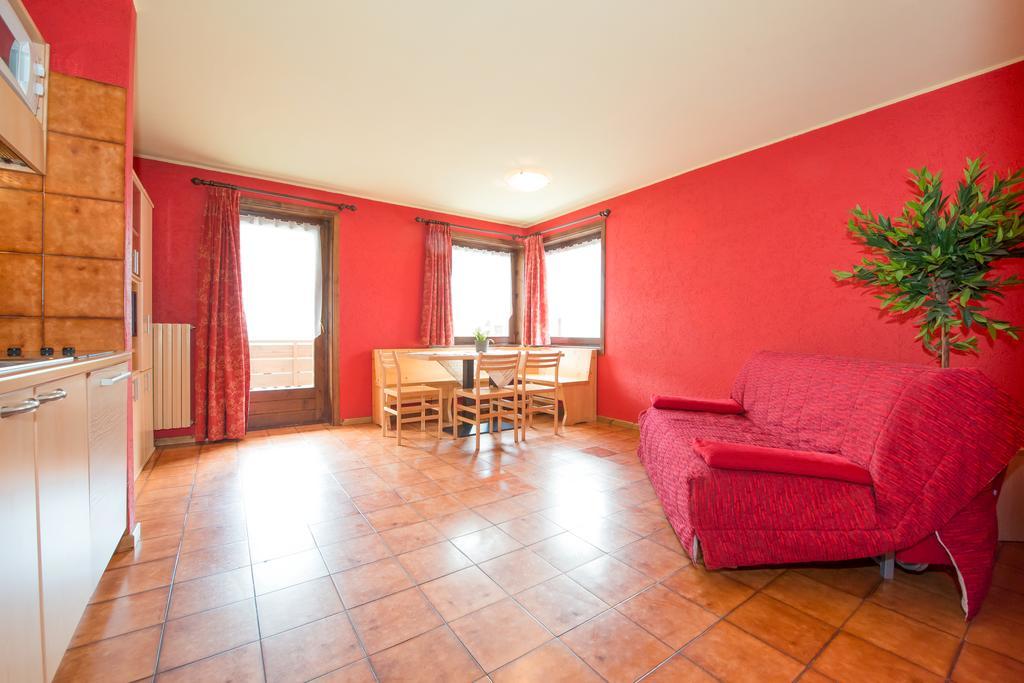 Casa Rosalba Apartment Livigno Exterior photo